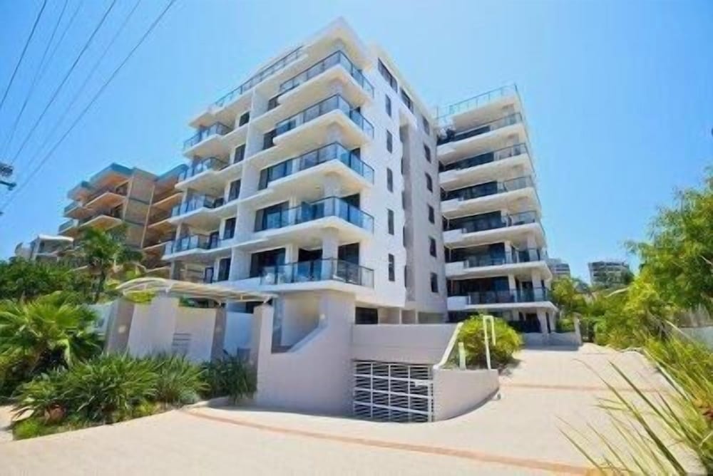 Kings Row Apartments 1