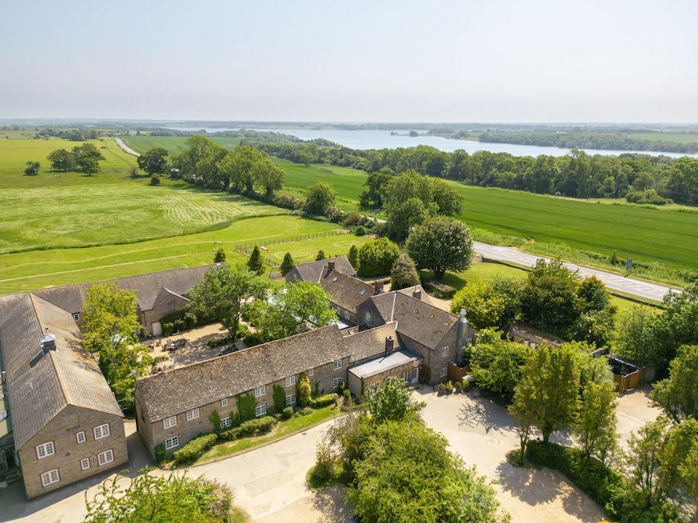 The Barnsdale, Rutland 1