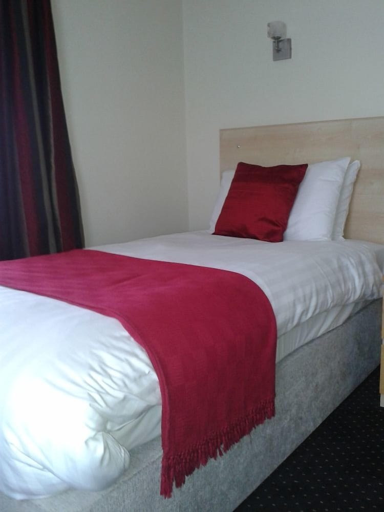 Cambridge Hotel Waterfront 2