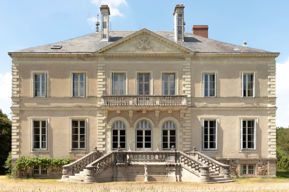 Chateau du Hallay 1