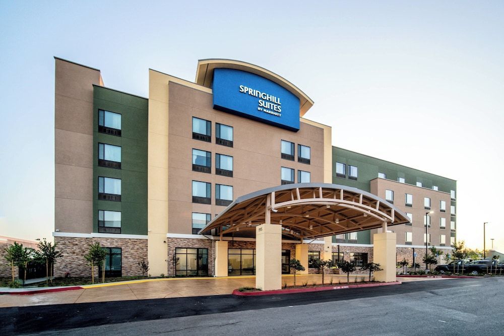 SpringHill Suites by Marriott Oakland Airport 1