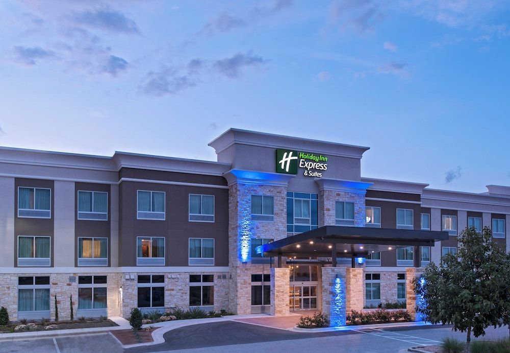 Holiday Inn Express & Suites AUSTIN NW - FOUR POINTS by IHG 1
