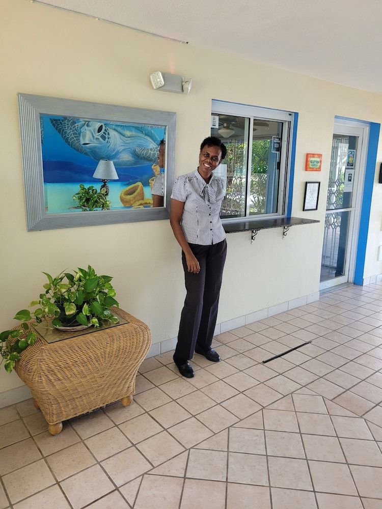 Sibonne Beach Hotel 2