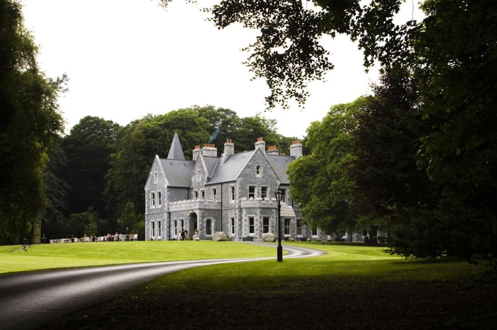 Mount Falcon Estate 1