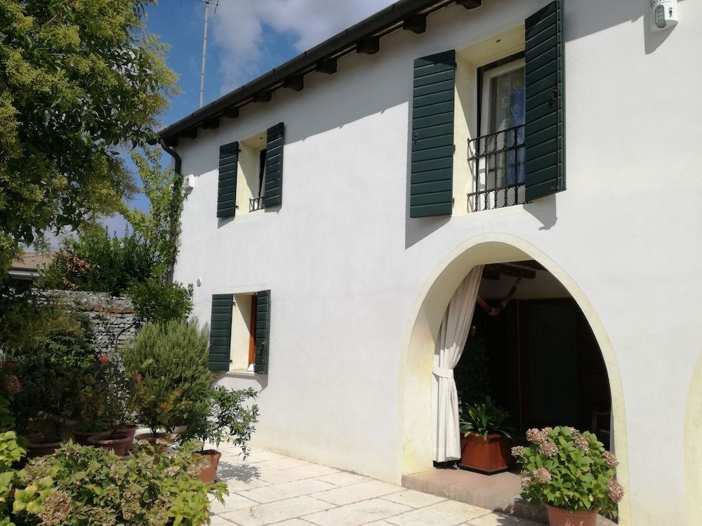 B&B LE ORTENSIE 1