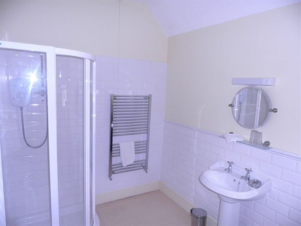 Salisbury Guest House 2