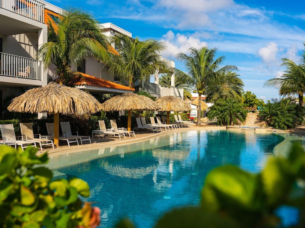 Resort Bonaire 1