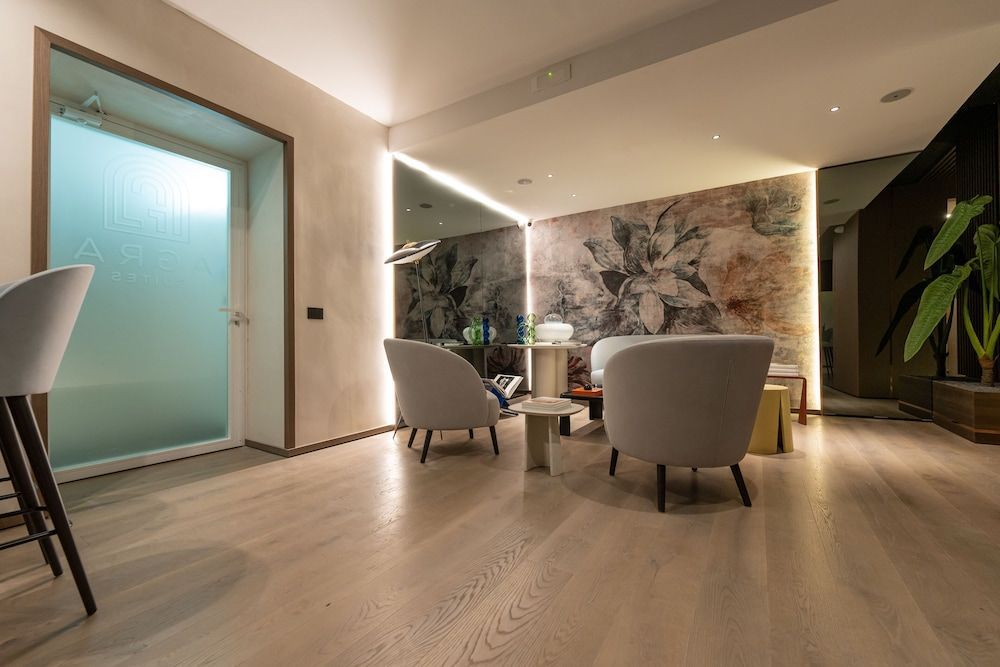 Agra Suites 2