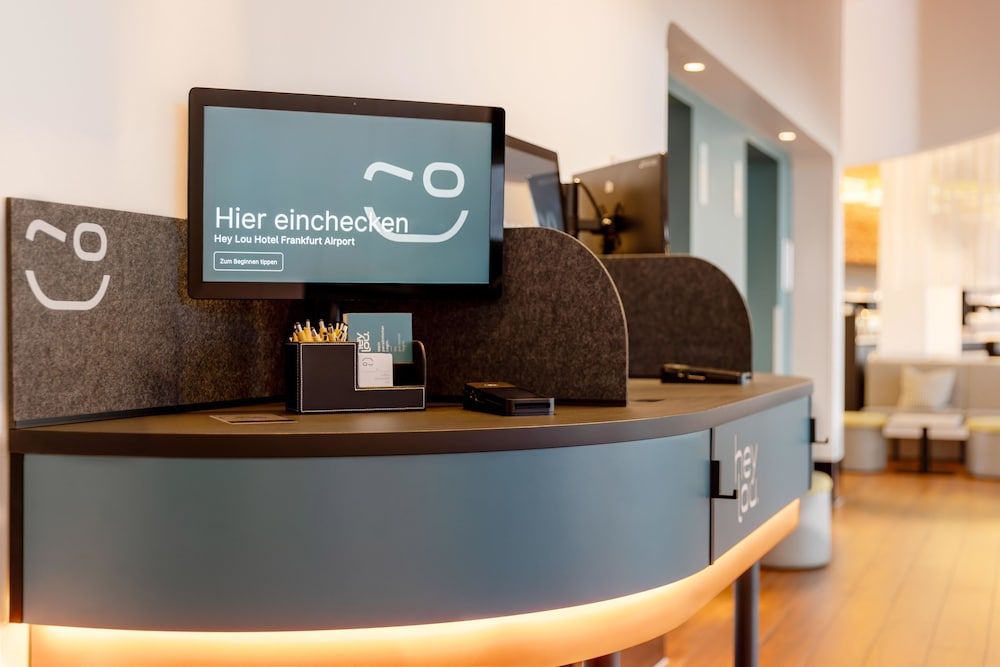 Hey Lou Hotel Frankfurt Airport 2