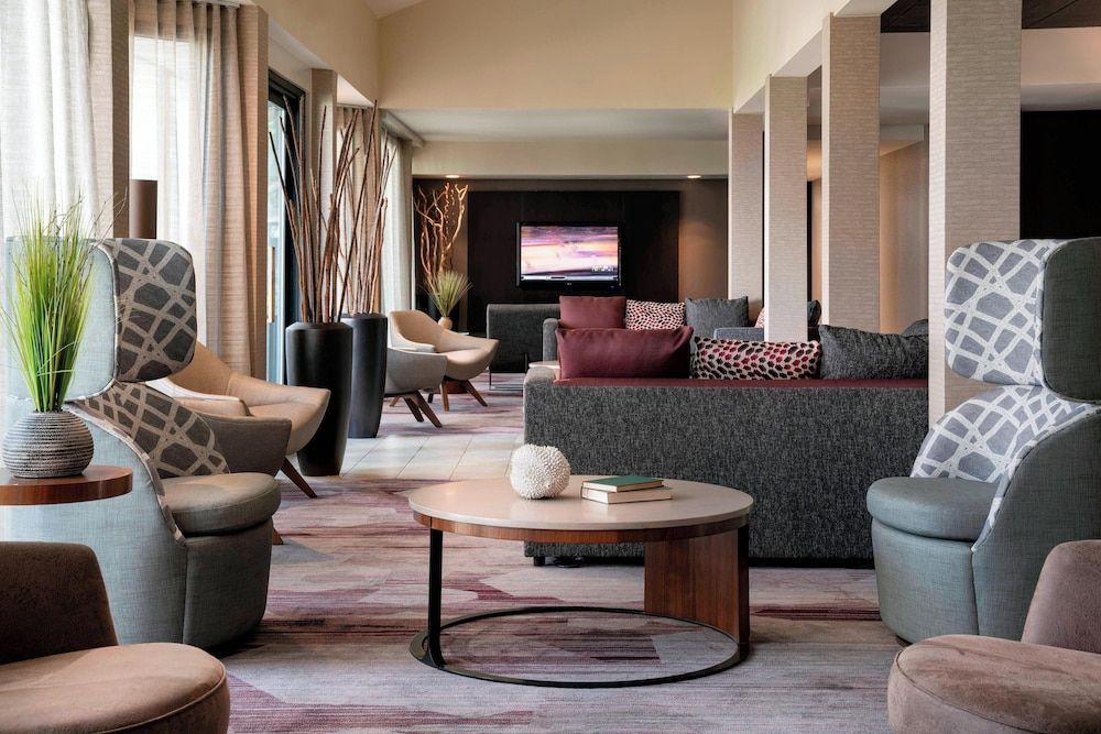 Courtyard by Marriott San Francisco Airport 2