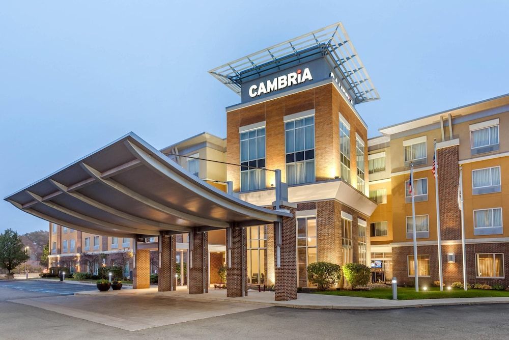 Cambria Hotel Akron - Canton Airport 1