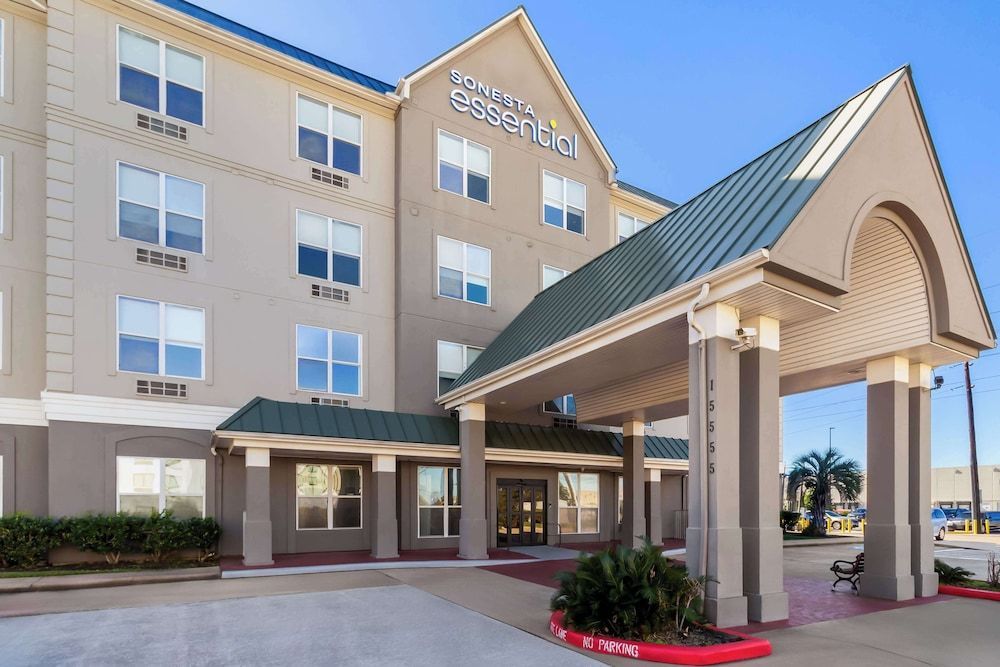 Sonesta Essential IAH Airport JFK Boulevard - Newly Renovated 1