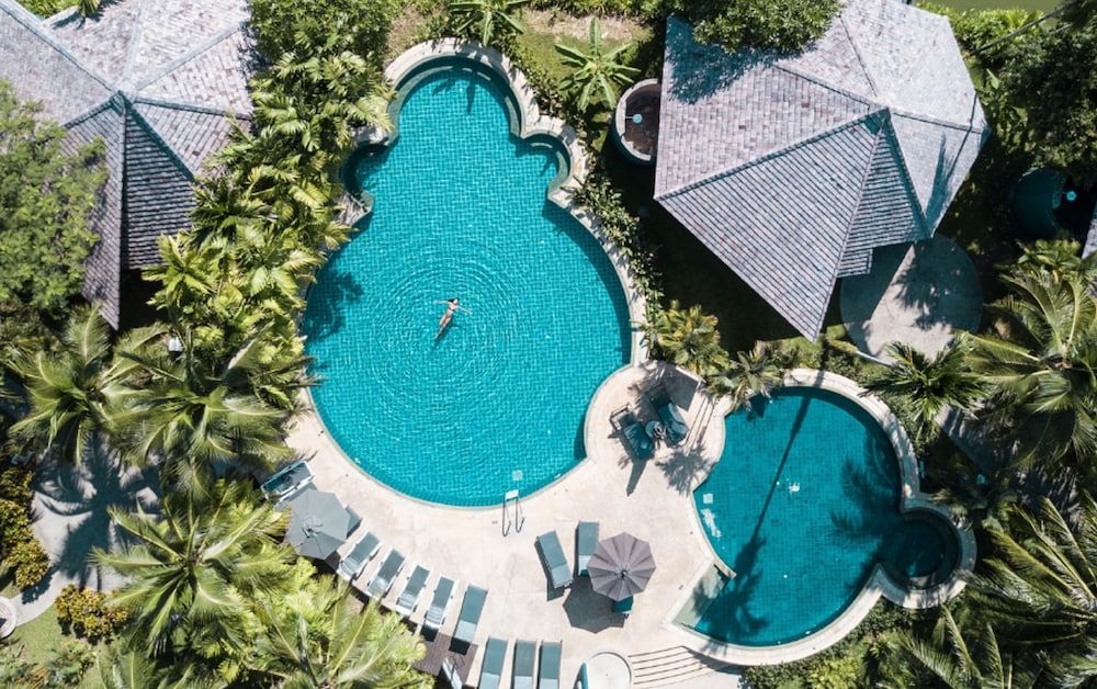 Peace Laguna Resort & Spa 1