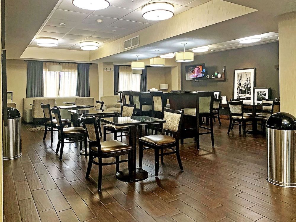 Comfort Inn Darien - North Brunswick 2
