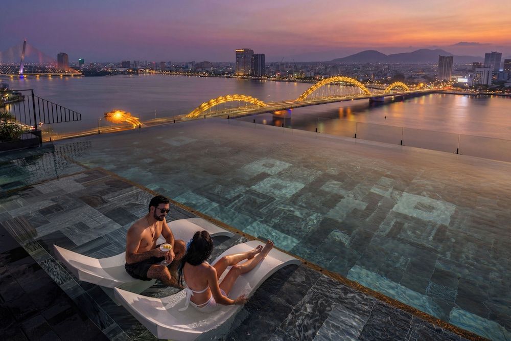 Caro Premium Danang Hotel 1
