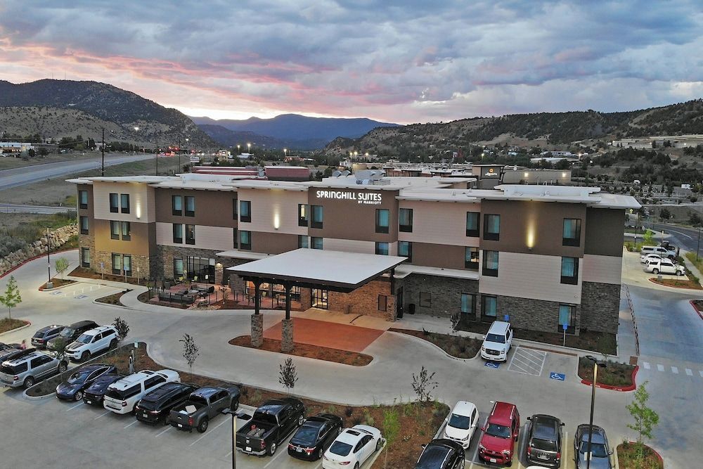 SpringHill Suites Durango 1