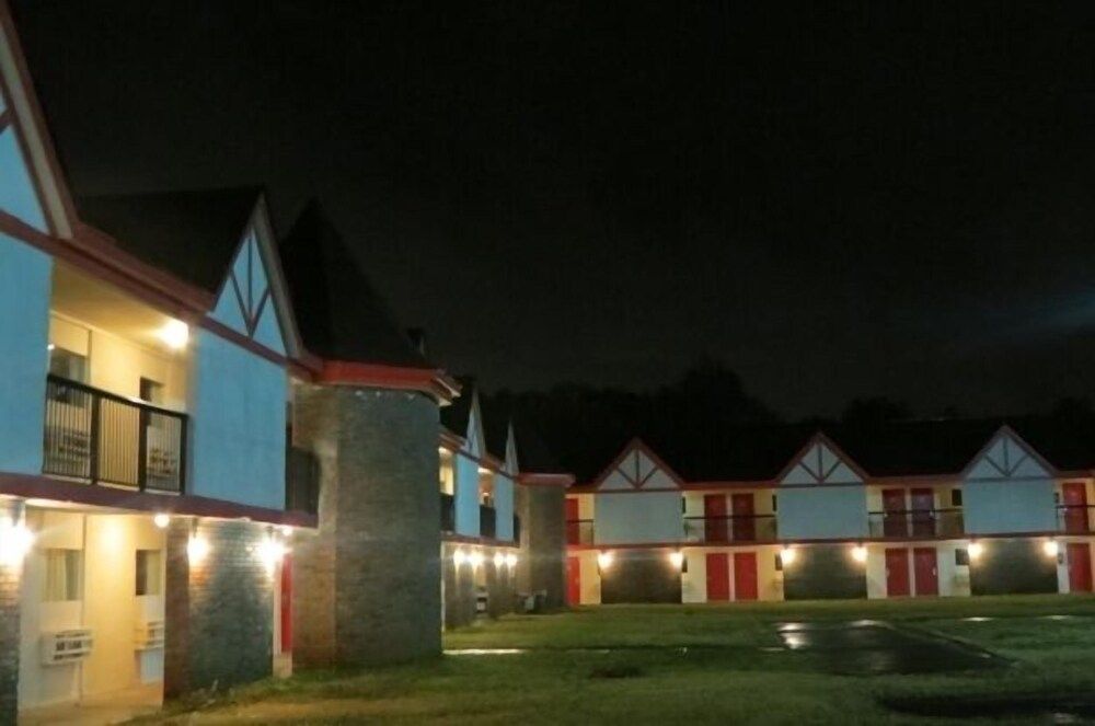Affordable Hotel 1