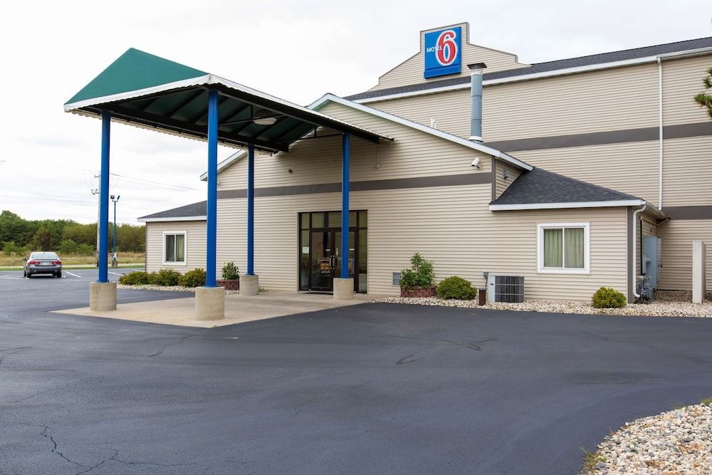 Motel 6-Baraboo, WI - Lake Delton-Wisconsin Dells 1