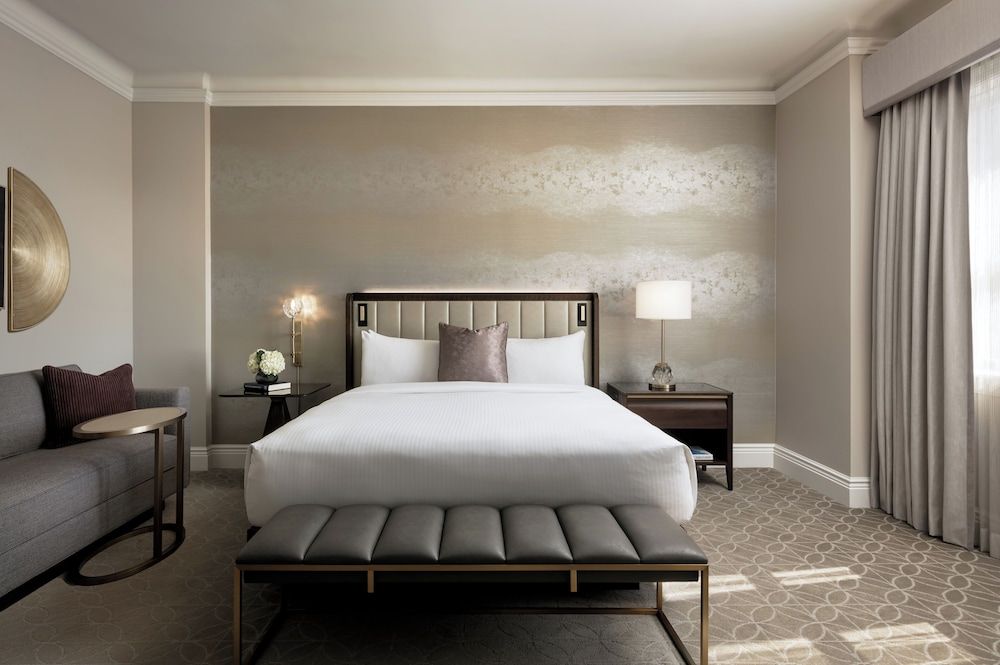 Fairmont Hotel Macdonald 1