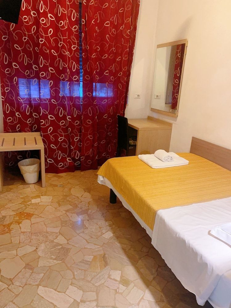HOTEL BISSI 1