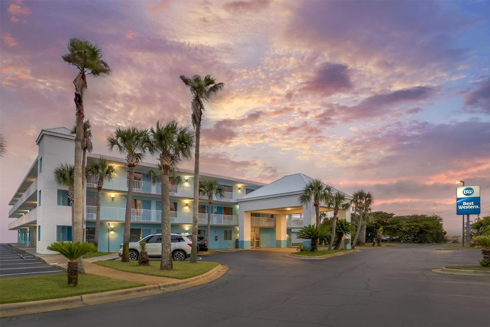 Best Western Navarre Waterfront 1