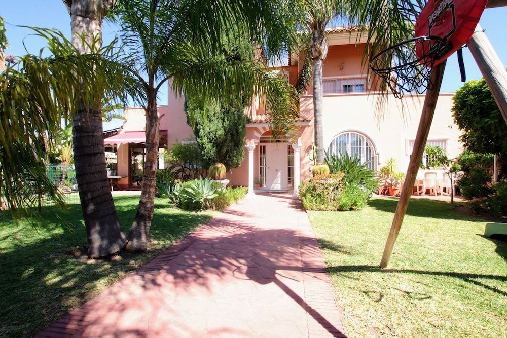 TESS Villa Andalusian Sun 2
