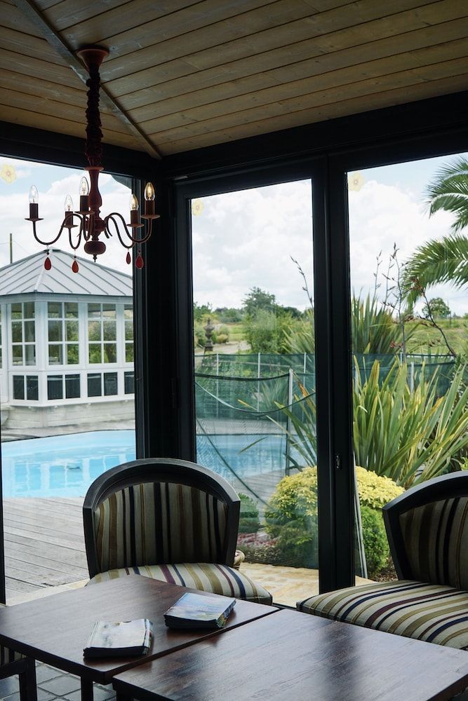 Manoir Des Douets Fleuris 1