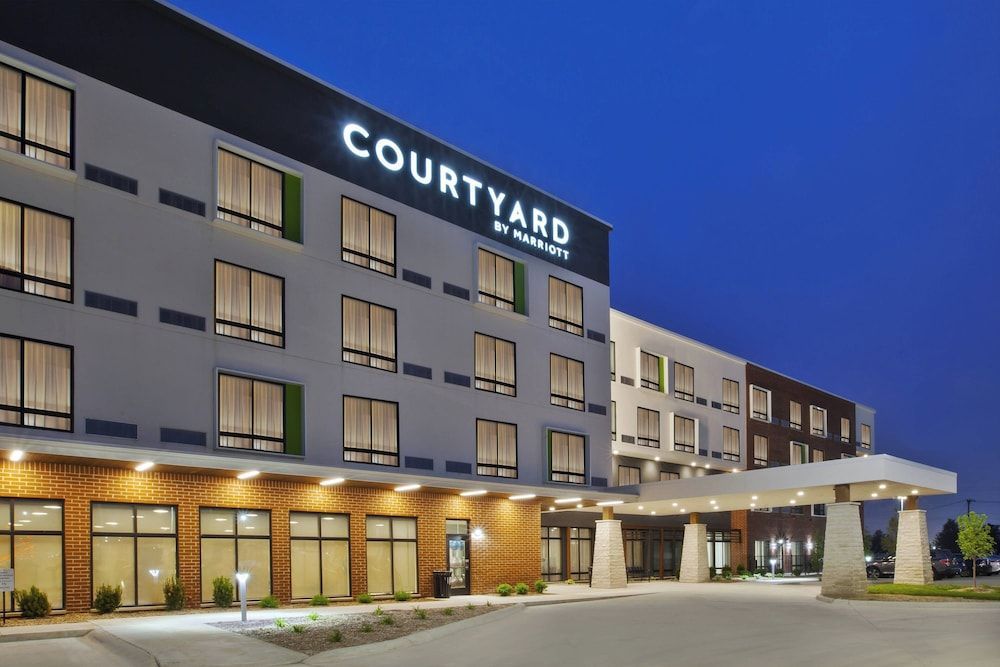 Courtyard by Marriott St. Joseph-Benton Harbor 1