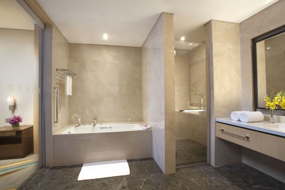 Holiday Inn Suzhou Huirong Plaza by IHG 2