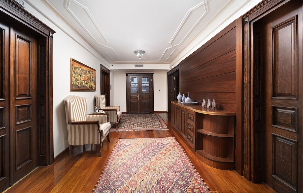 Bender Hotel - Old City 2