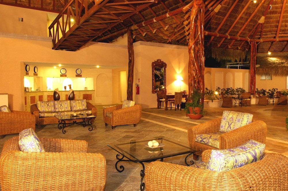 Hotel Palmas De Cortez 2