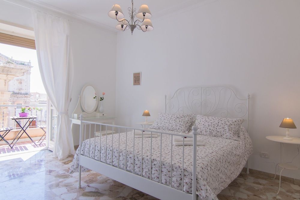 Maison Ortigia 2