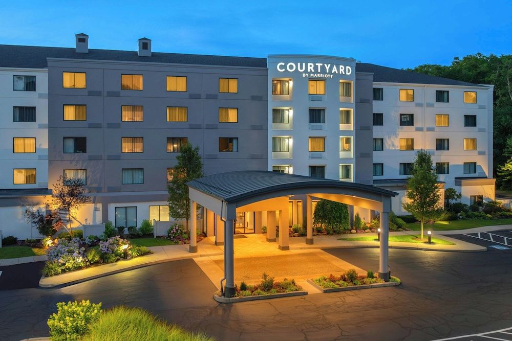 Courtyard by Marriott Providence Lincoln 1
