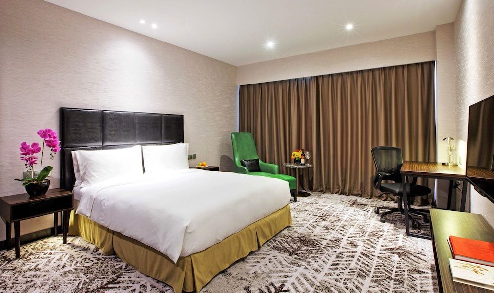 Crowne Plaza Shanghai Jinshan by IHG 2