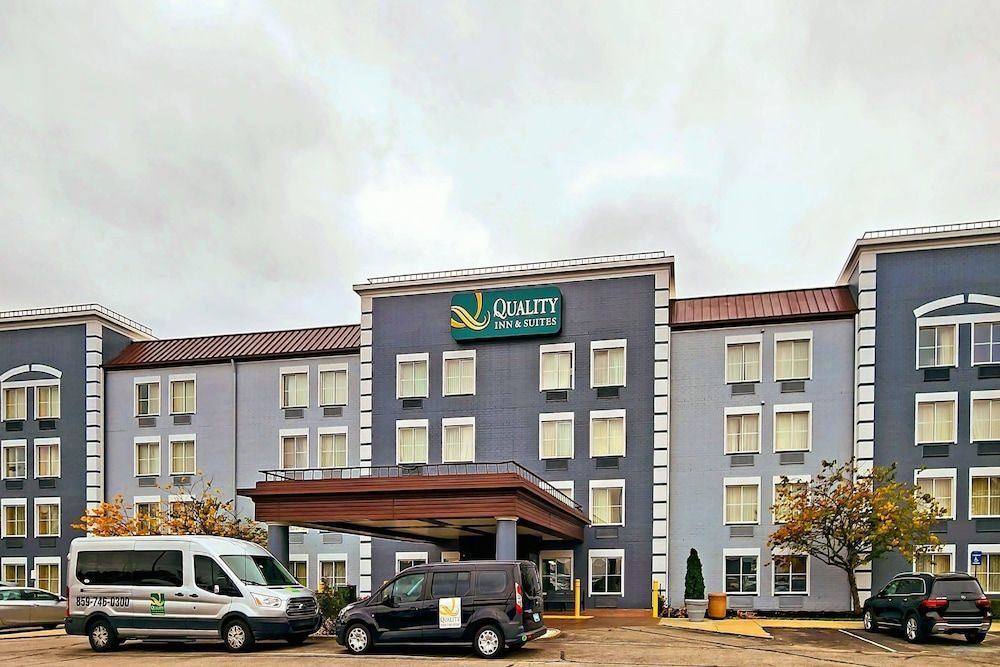 Quality Inn & Suites CVG Airport 1