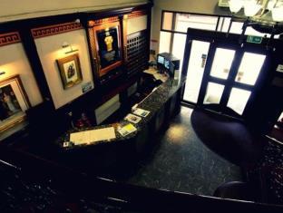 Alexander Thomson Hotel 1