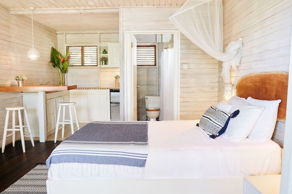 ECO Lifestyle & Lodge 1