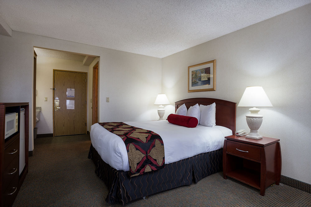 SHILO INN & SUITES TACOMA 1