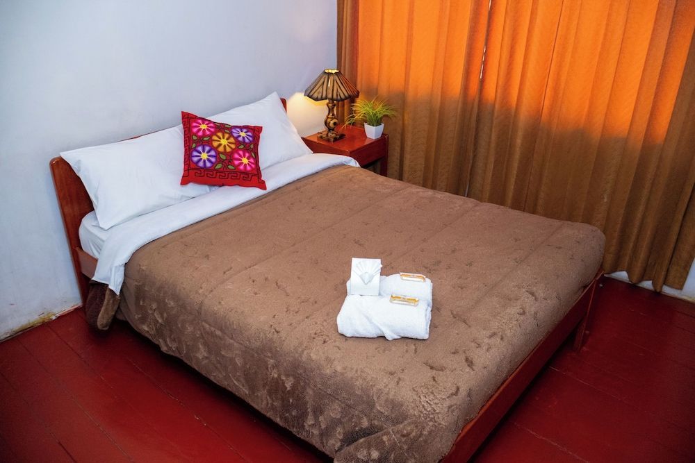 Hostal Keros Inn 1