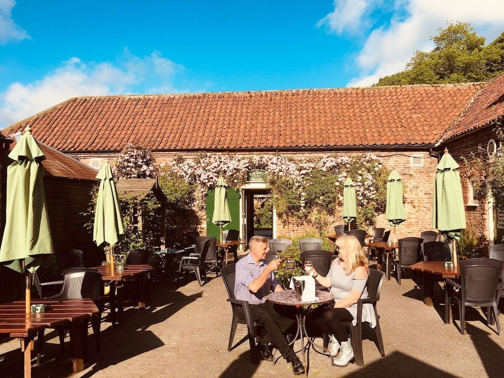 Wolds Village Hotel 1