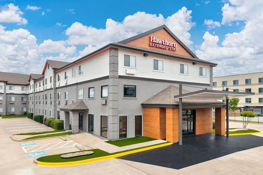 Hawthorn Extended Stay by Wyndham DFW Airport North 1