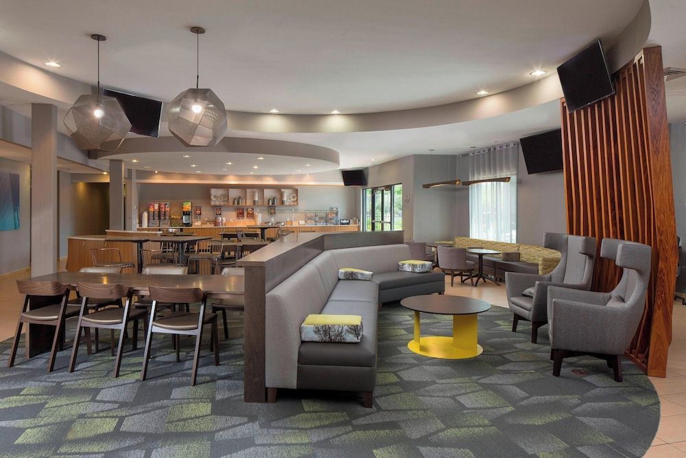 SpringHill Suites St. Louis Airport/Earth City 1