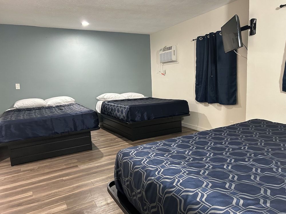 Budget Inn Hollywood 1