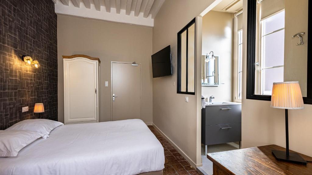 Logis Hostellerie Bressane 2