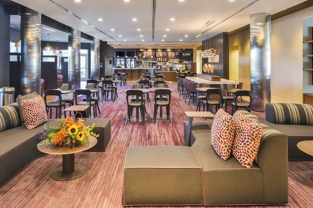 Courtyard by Marriott Columbus Grove City 1