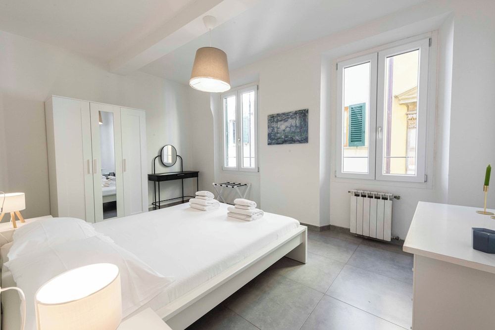 Brand new apartment in Florence by MMega 2