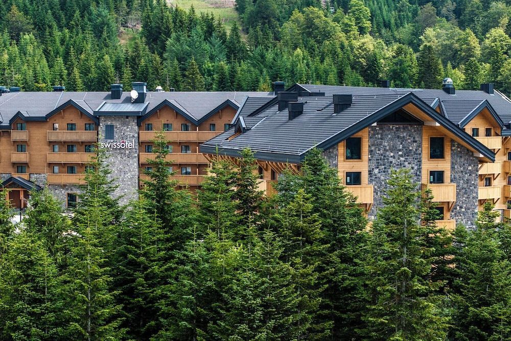 Swissôtel Resort Kolasin 1