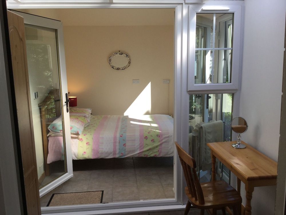 Inverness Apartments - New Cottage 2