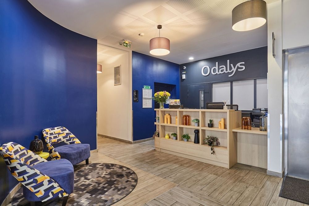 Appart'hôtel Odalys City - Paris Levallois 2