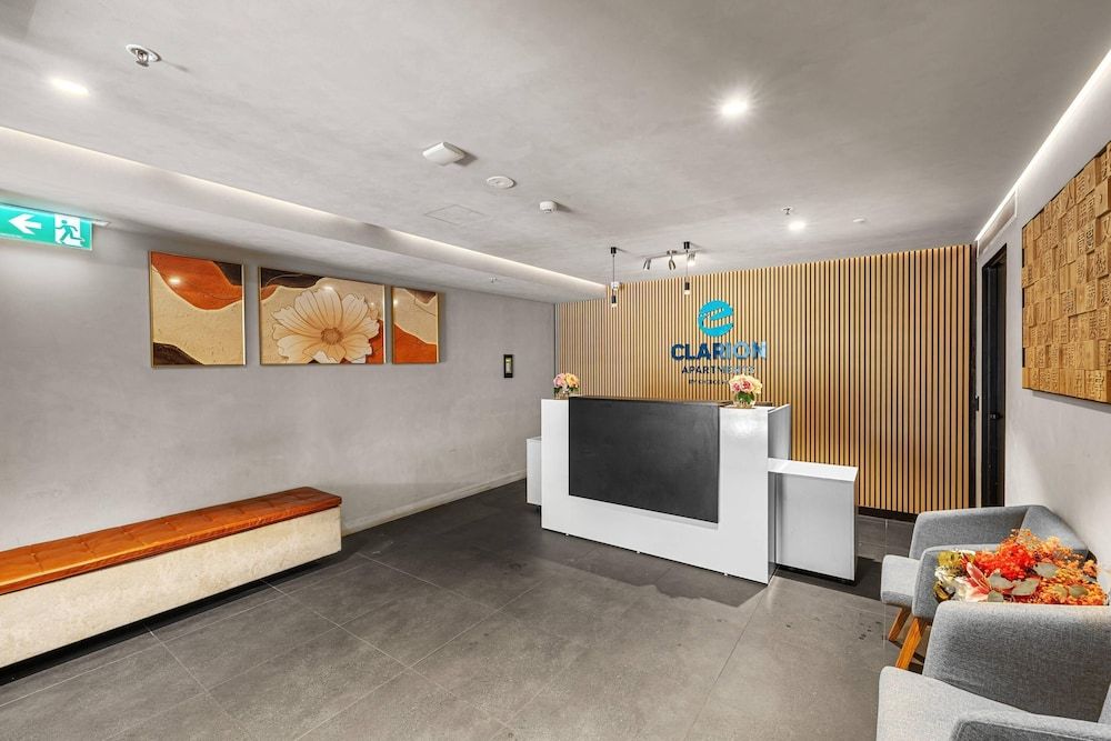 Clarion Apartments South Melbourne 2